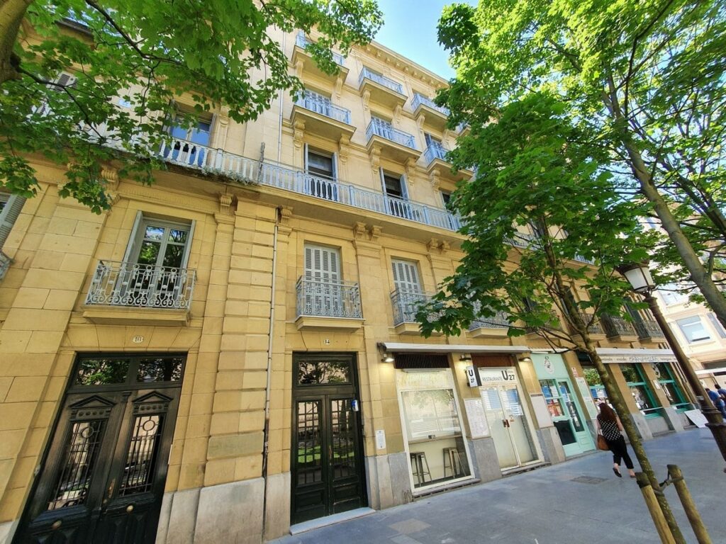 fachada-buen-pastor-14-donostia1