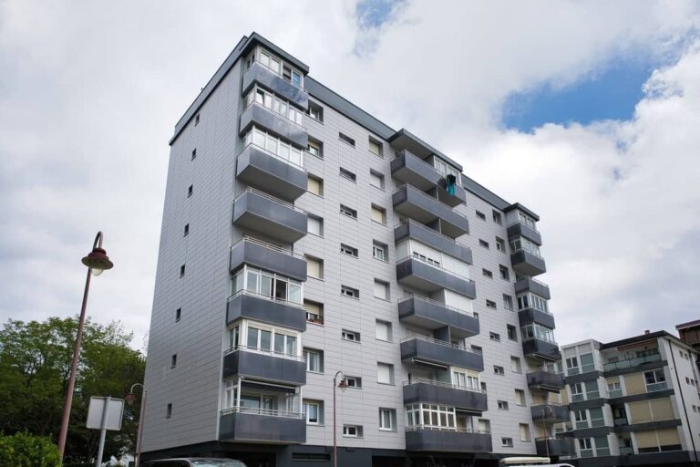 reforma de fachadas en zarauz